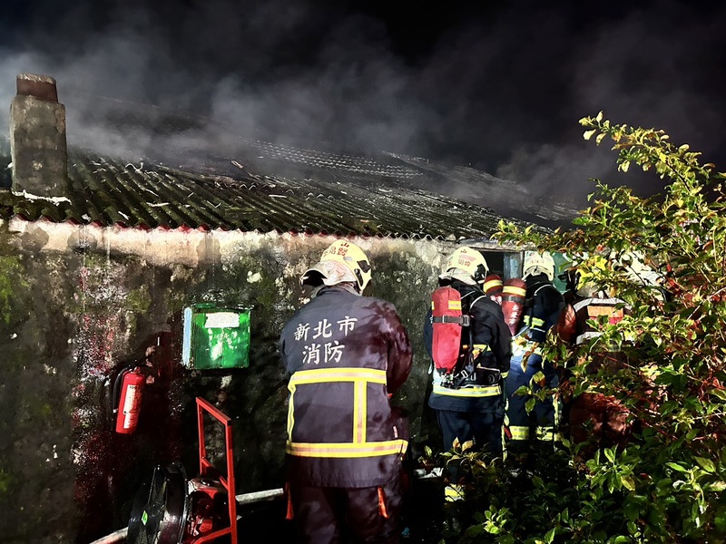 新北金山民宅火警　老翁命危送醫恢復心跳