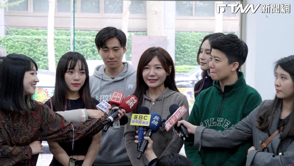 新國會三黨不過半！民進黨新科立委吳沛憶、黃捷練防身術迎接「戰鬥國會」